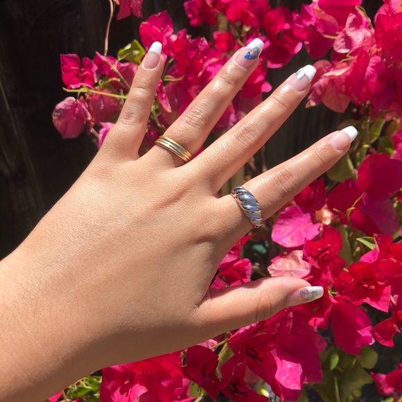 Silver “Croissant” Ring / Twist Ring - Picture 2 of 5